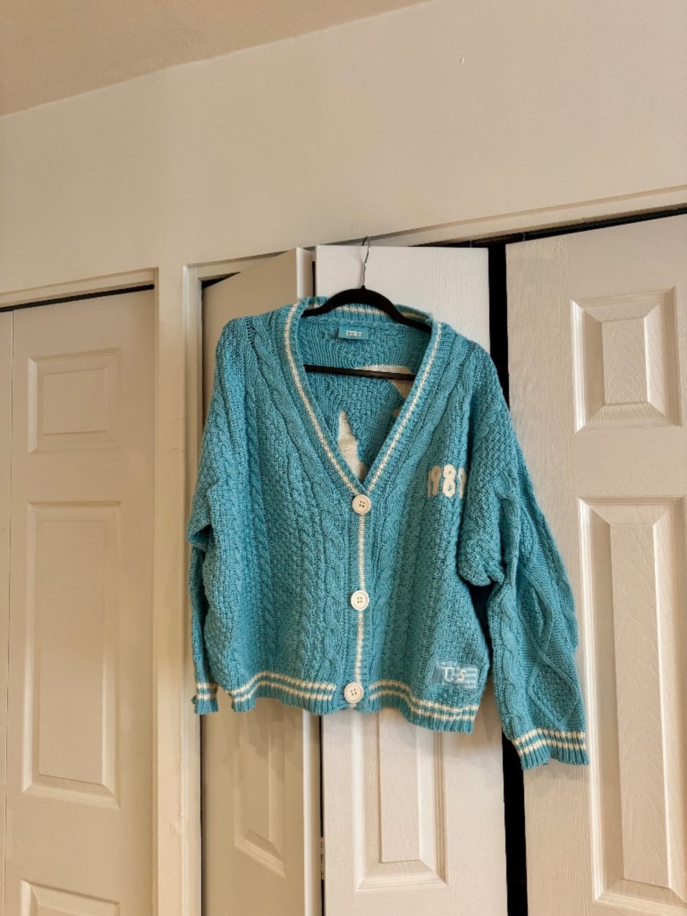 Original Taylor Swift 1989 (Taylor's Version) Cardigan